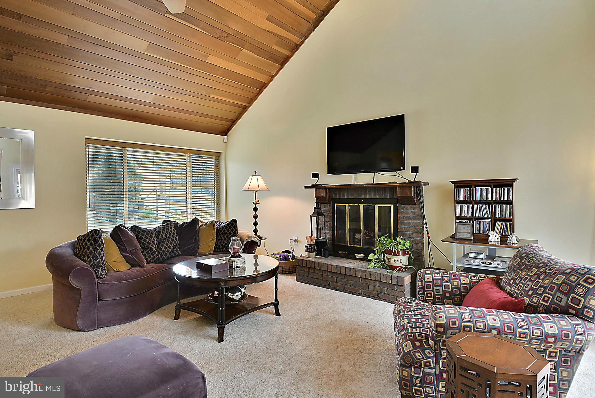7708 Anderson Court Manassas, VA 20109 - Photo 10 of 30 Family Room