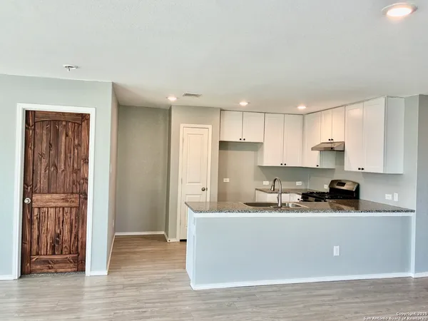 $238,000 | 320 Agave Circle, Jourdanton, TX 78026