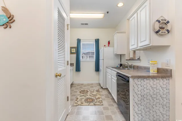 $166,000 | 2090 Cross Gate Boulevard, Unit 205, Surfside Beach, SC 29575