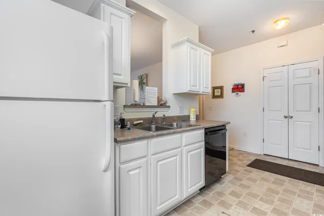 $166,000 | 2090 Cross Gate Boulevard, Unit 205, Surfside Beach, SC 29575