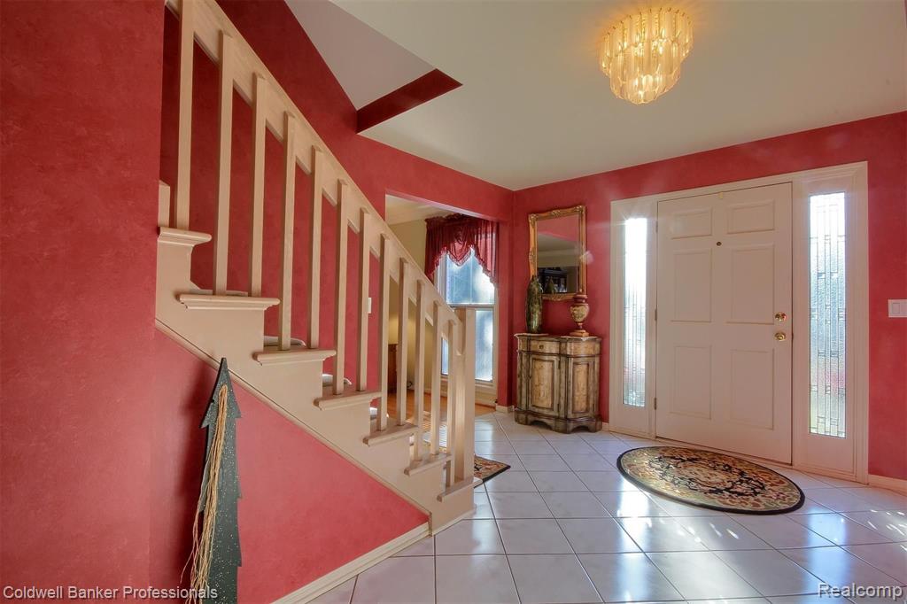 23285 Meridian Road Grosse Ile, MI 48138 - Photo 6 of 53