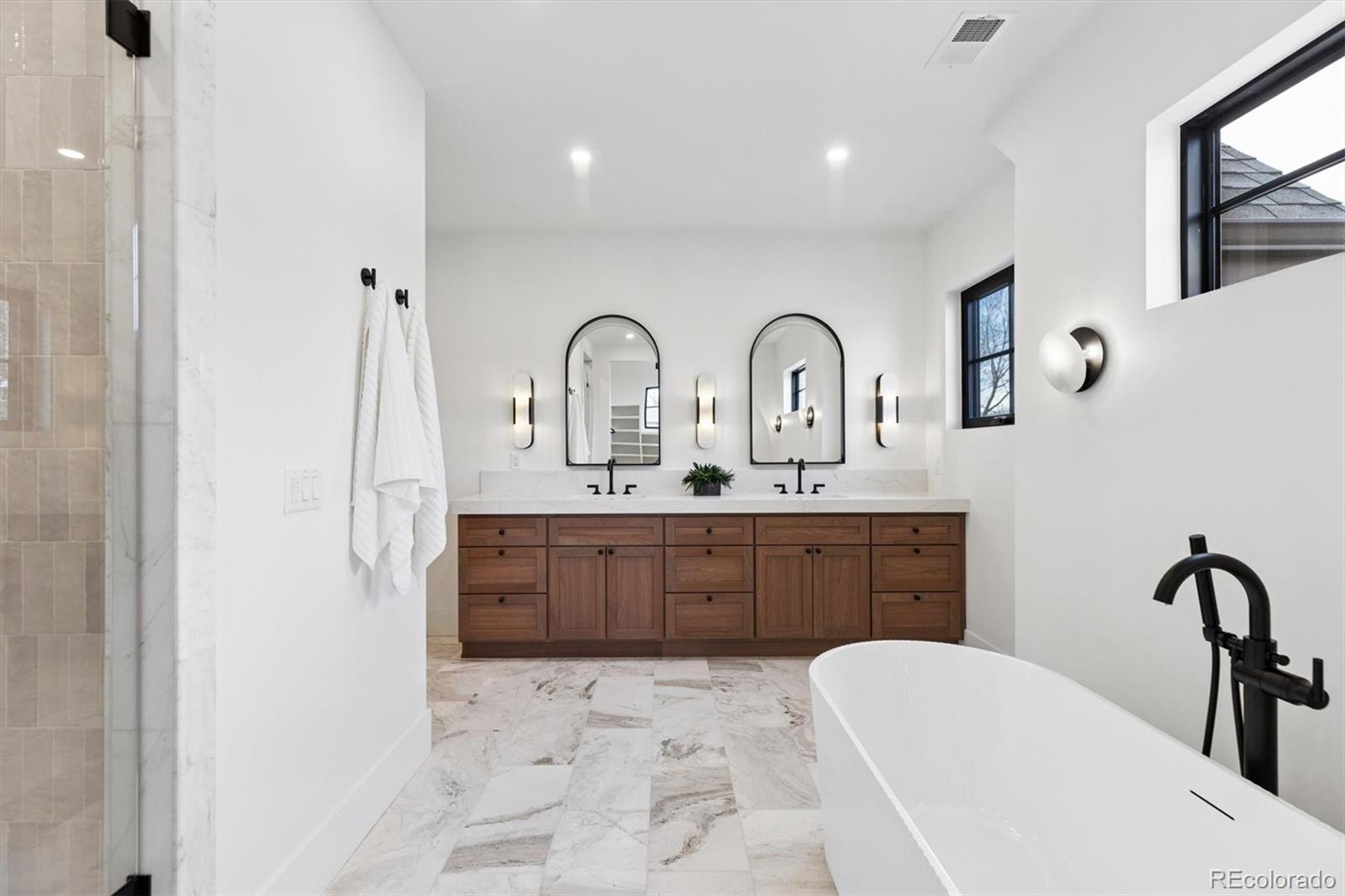 801 Medea Way Denver, CO 80209 - Photo 16 of 33