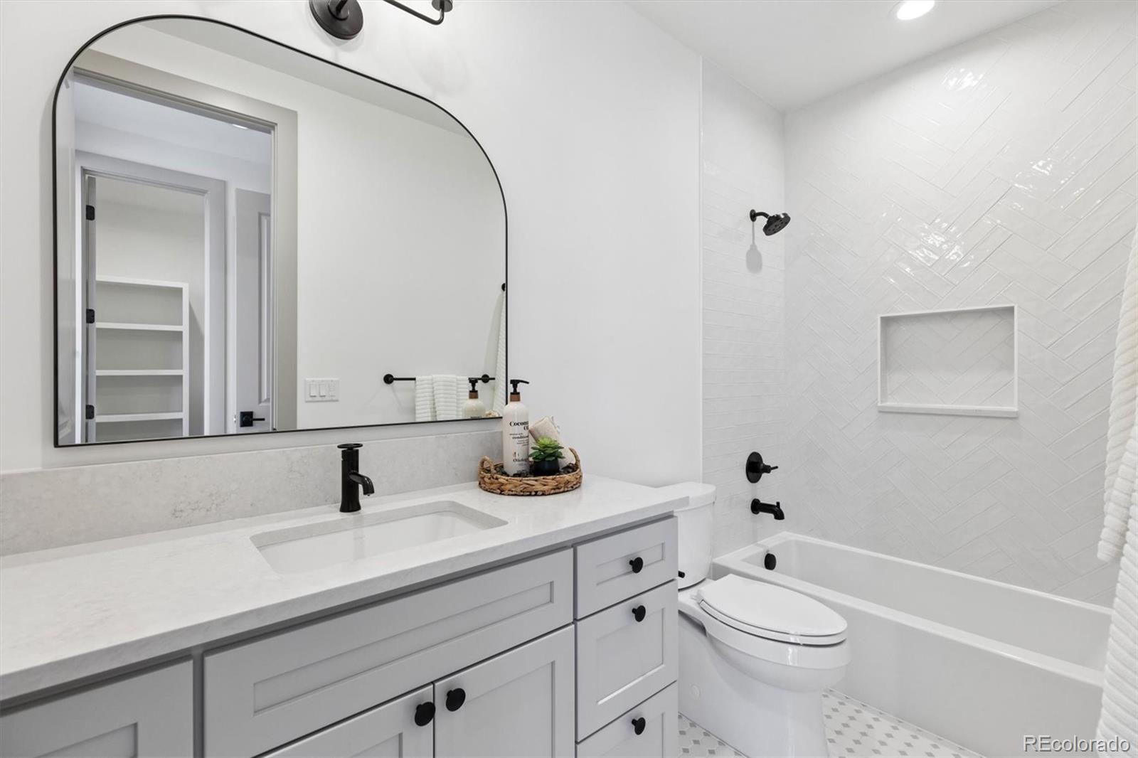 801 Medea Way Denver, CO 80209 - Photo 20 of 33