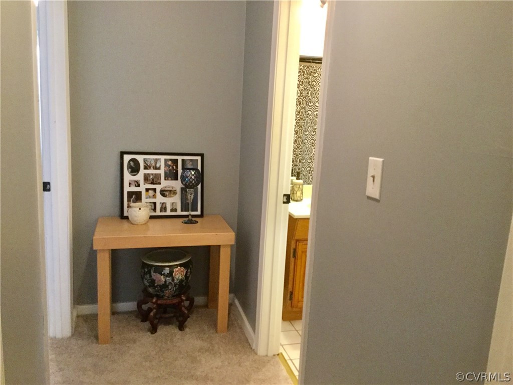 7224 Full Rack Drive Midlothian, VA 23112 - Photo 26 of 35 a room that has a table and chair