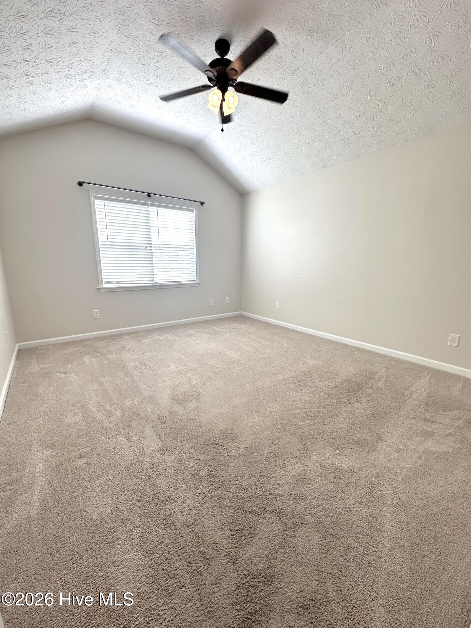 115 Luke Court New Bern, NC 28560 - Photo 8 of 19 IMG_4322