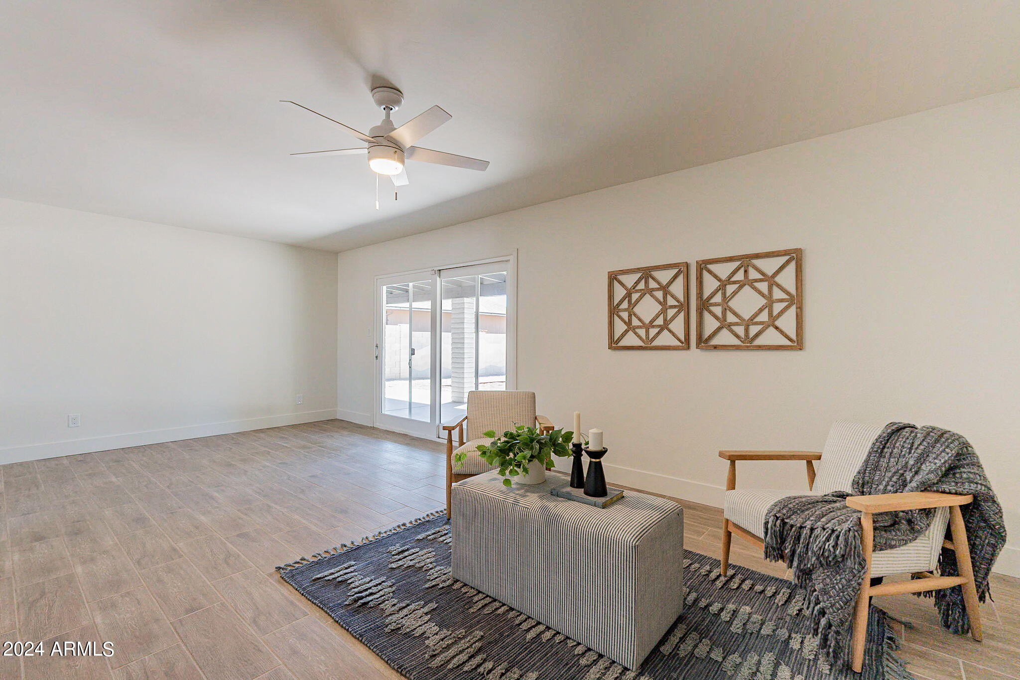 3815 West Phelps Road Phoenix, AZ 85053 - Photo 20 of 53 25-web-or-mls-Phelps-25