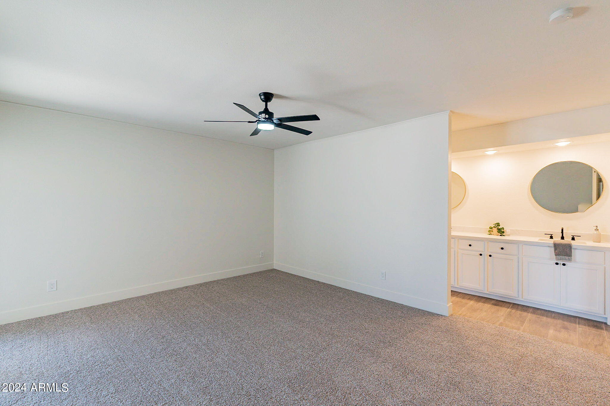 3815 West Phelps Road Phoenix, AZ 85053 - Photo 26 of 53 31-web-or-mls-Phelps-31