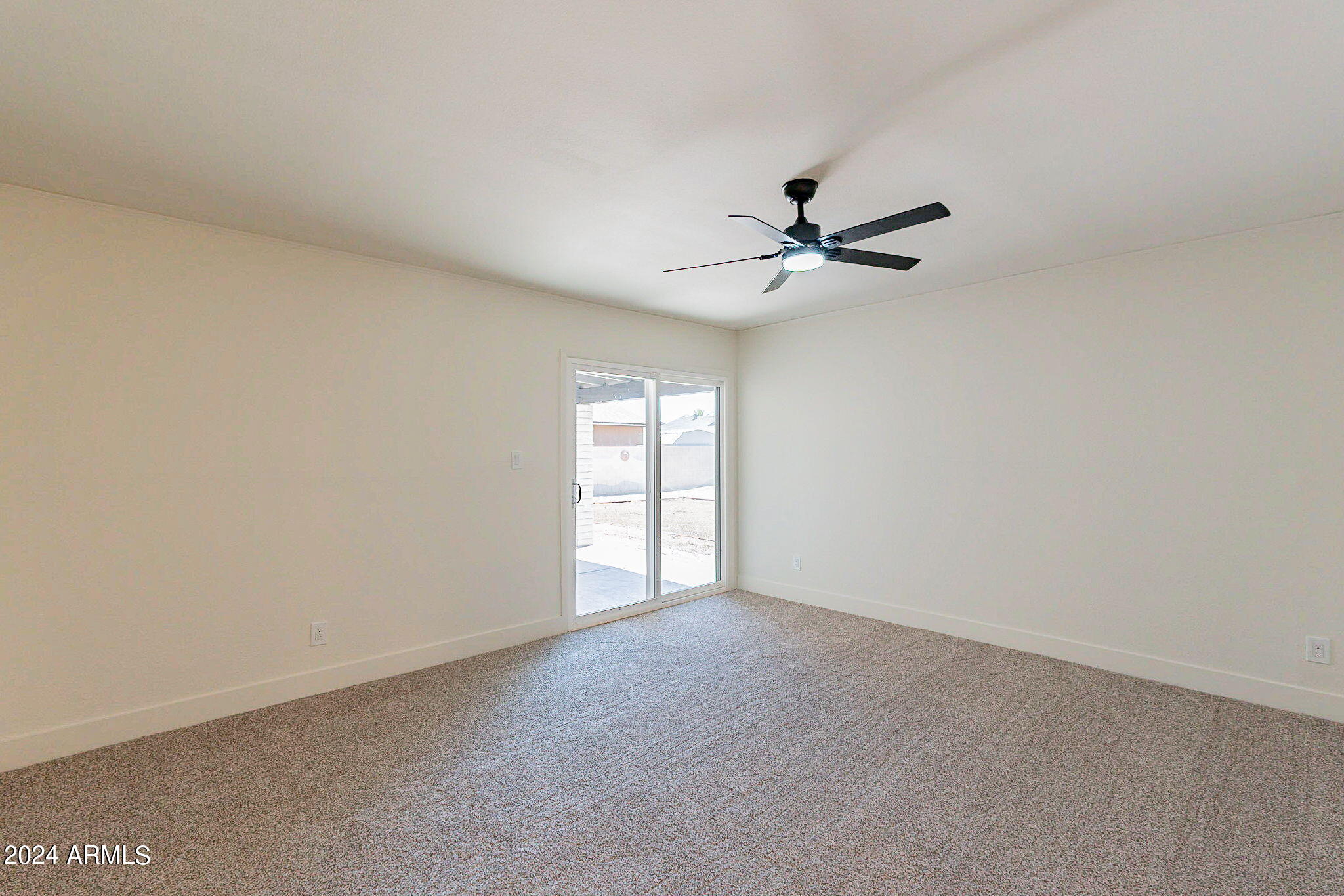 3815 West Phelps Road Phoenix, AZ 85053 - Photo 29 of 53 34-web-or-mls-Phelps-34