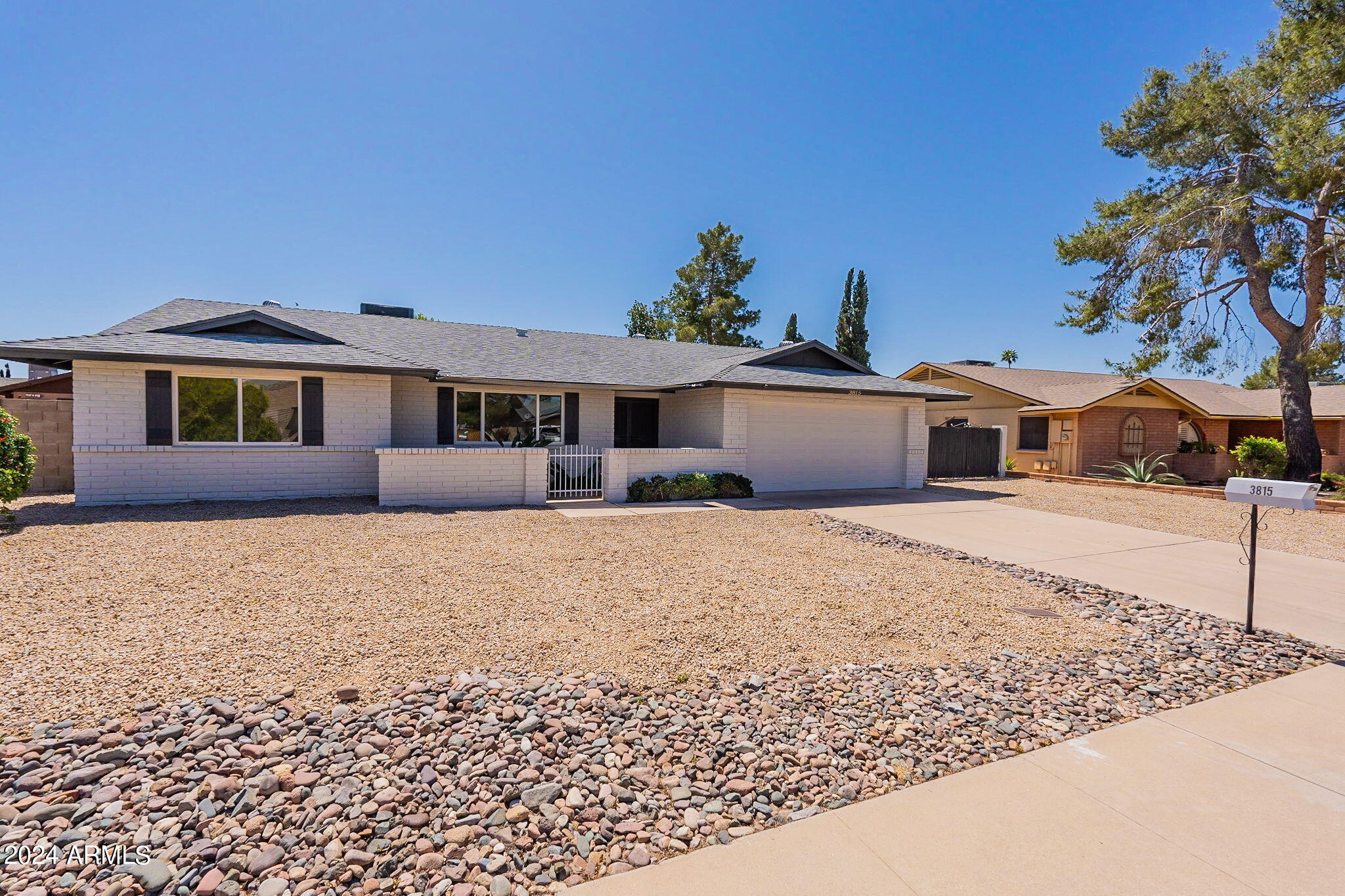 3815 West Phelps Road Phoenix, AZ 85053 - Photo 3 of 53 3-web-or-mls-Phelps-3