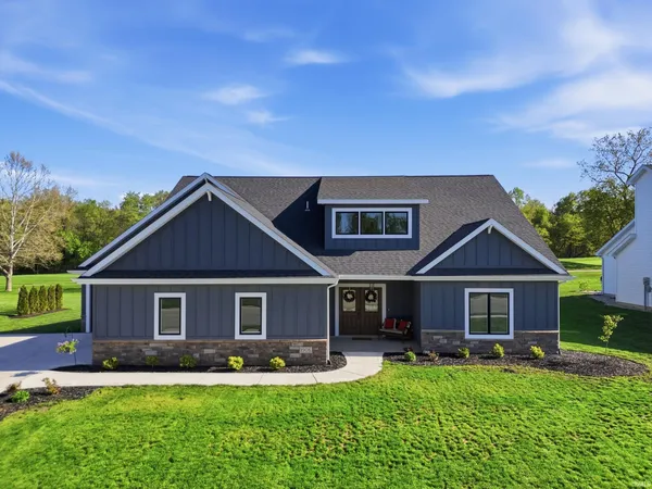 $599,900 | 1908 Golfview Drive, Auburn, IN 46706