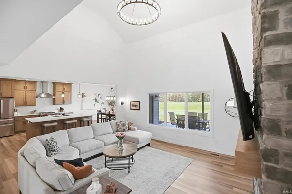 $599,900 | 1908 Golfview Drive, Auburn, IN 46706