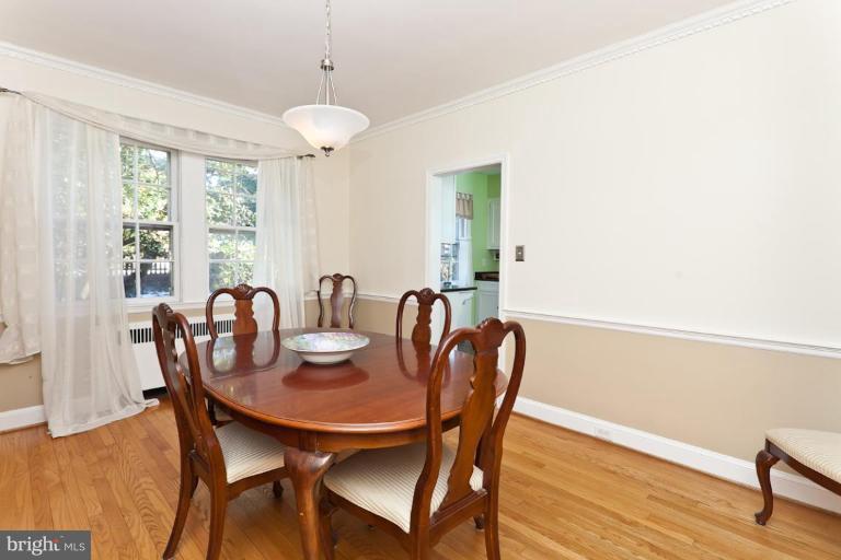 333 Paddington Road Baltimore, MD 21212 - Photo 5 of 24 Dining Room
