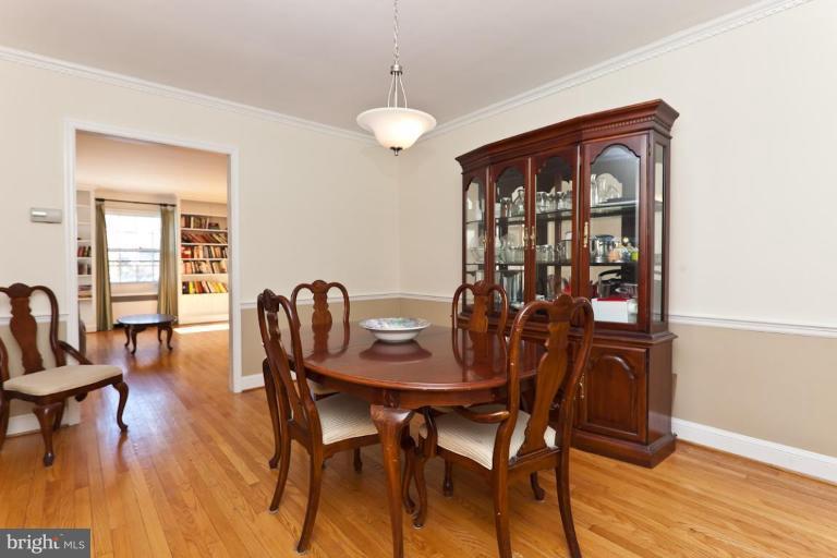 333 Paddington Road Baltimore, MD 21212 - Photo 9 of 24 Dining Room #2