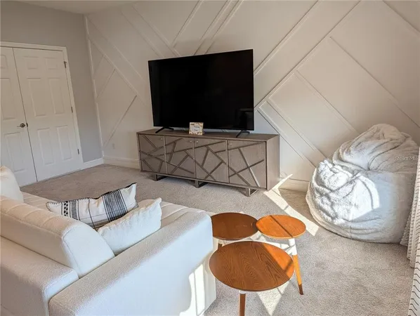 $742,500 | 10915 Charmwood Drive, Riverview, FL 33569