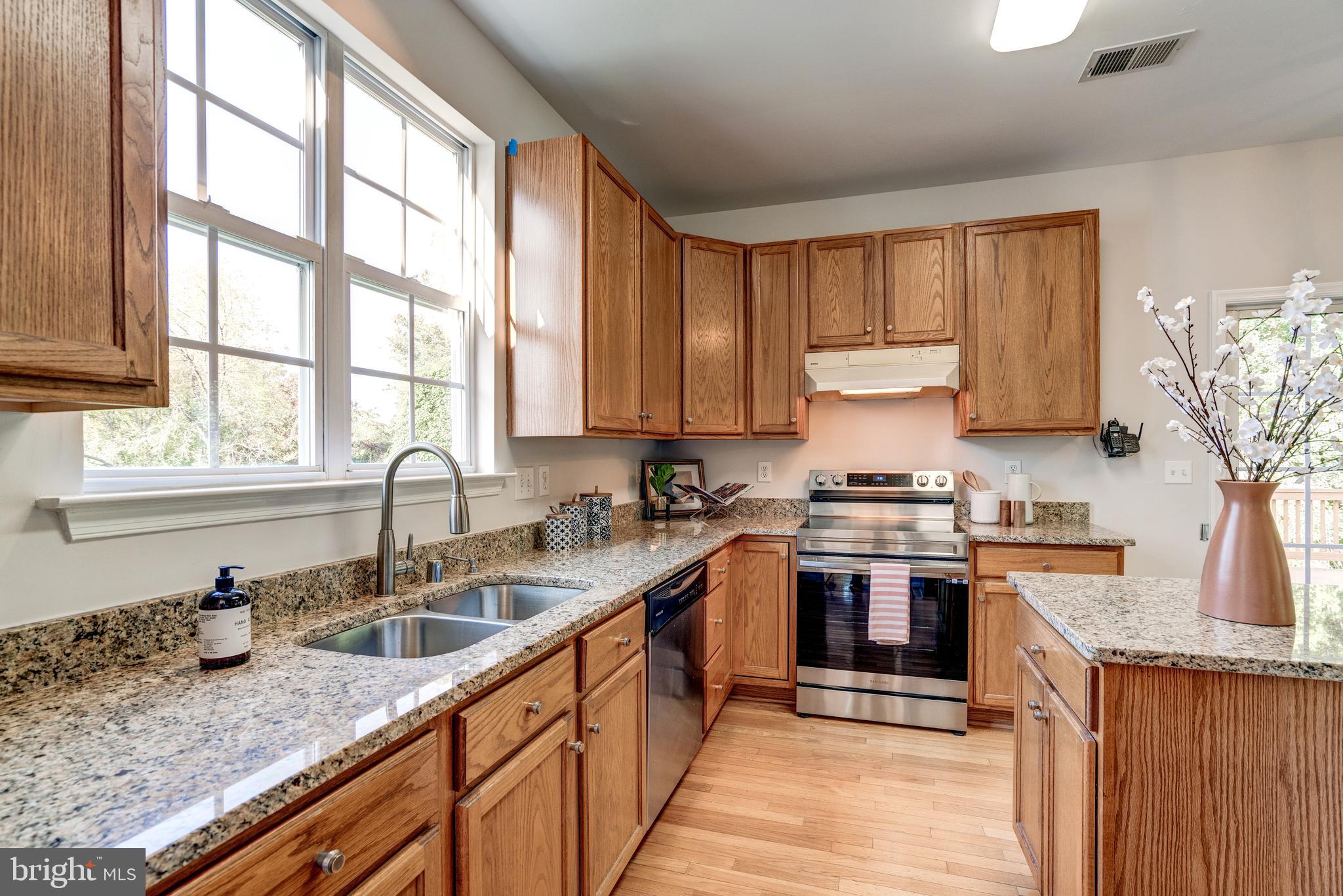 1926 Carters Grove Drive Silver Spring, MD 20904 - Photo 11 of 41