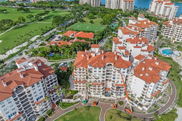 $8,777,000 | 7777 Fisher Island Drive, Unit 7777, Miami Beach, FL 33109