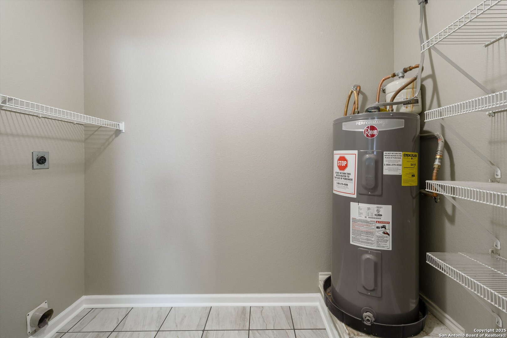 25002 Orchard Acres San Antonio, TX 78261 - Photo 26 of 29 a view of water heater room