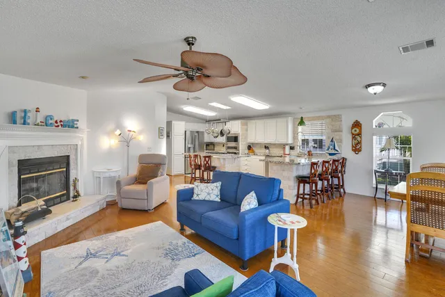 $619,000 | 400 North Hwy A1A, Unit 106, Jupiter, FL 33477