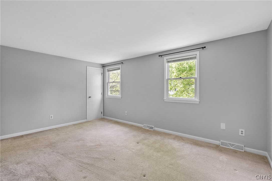 8841 Wandering Way Lysander, NY 13027 - Photo 24 of 42 Primary bedroom