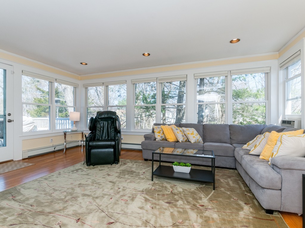 20 Intervale Road Brookline, MA 02467 - Photo 14 of 29