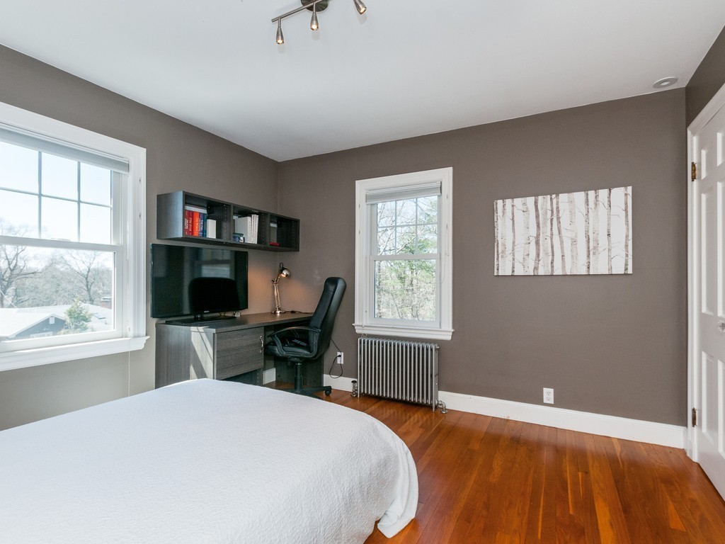 20 Intervale Road Brookline, MA 02467 - Photo 19 of 29