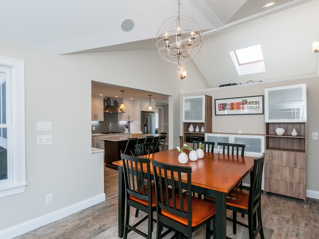 20 Intervale Road Brookline, MA 02467 - Photo 8 of 29