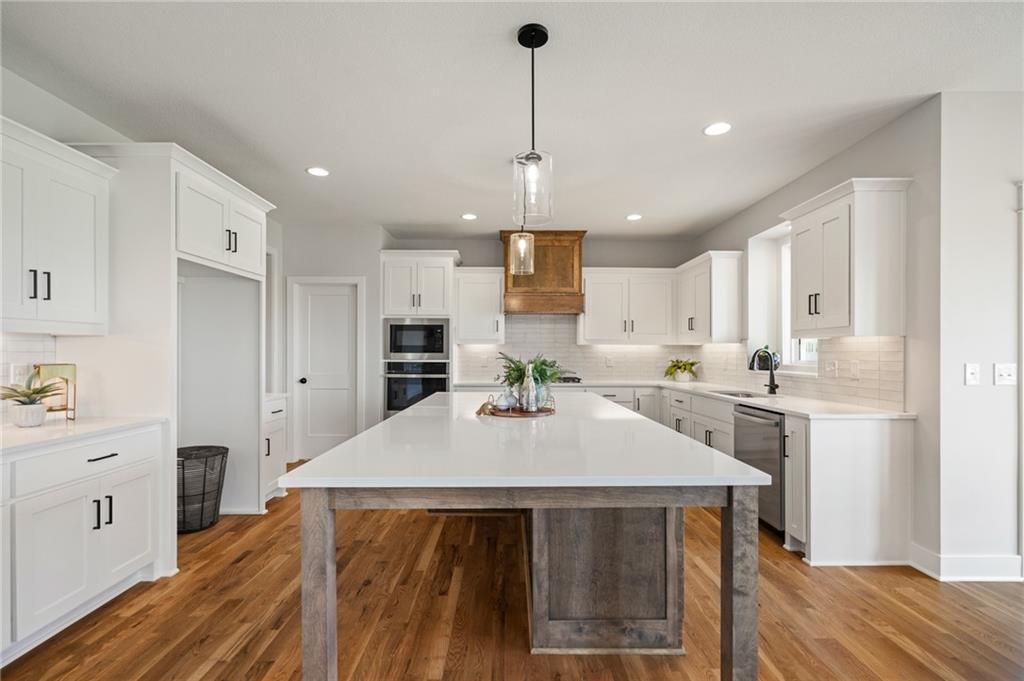 25010 West 142nd Street Olathe, KS 66061 - Photo 15 of 47