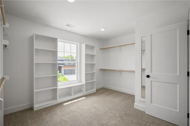 $660,000 | 25010 West 142nd Street, Olathe, KS 66061