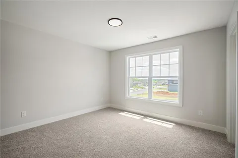 $667,000 | 25010 West 142nd Street, Olathe, KS 66061