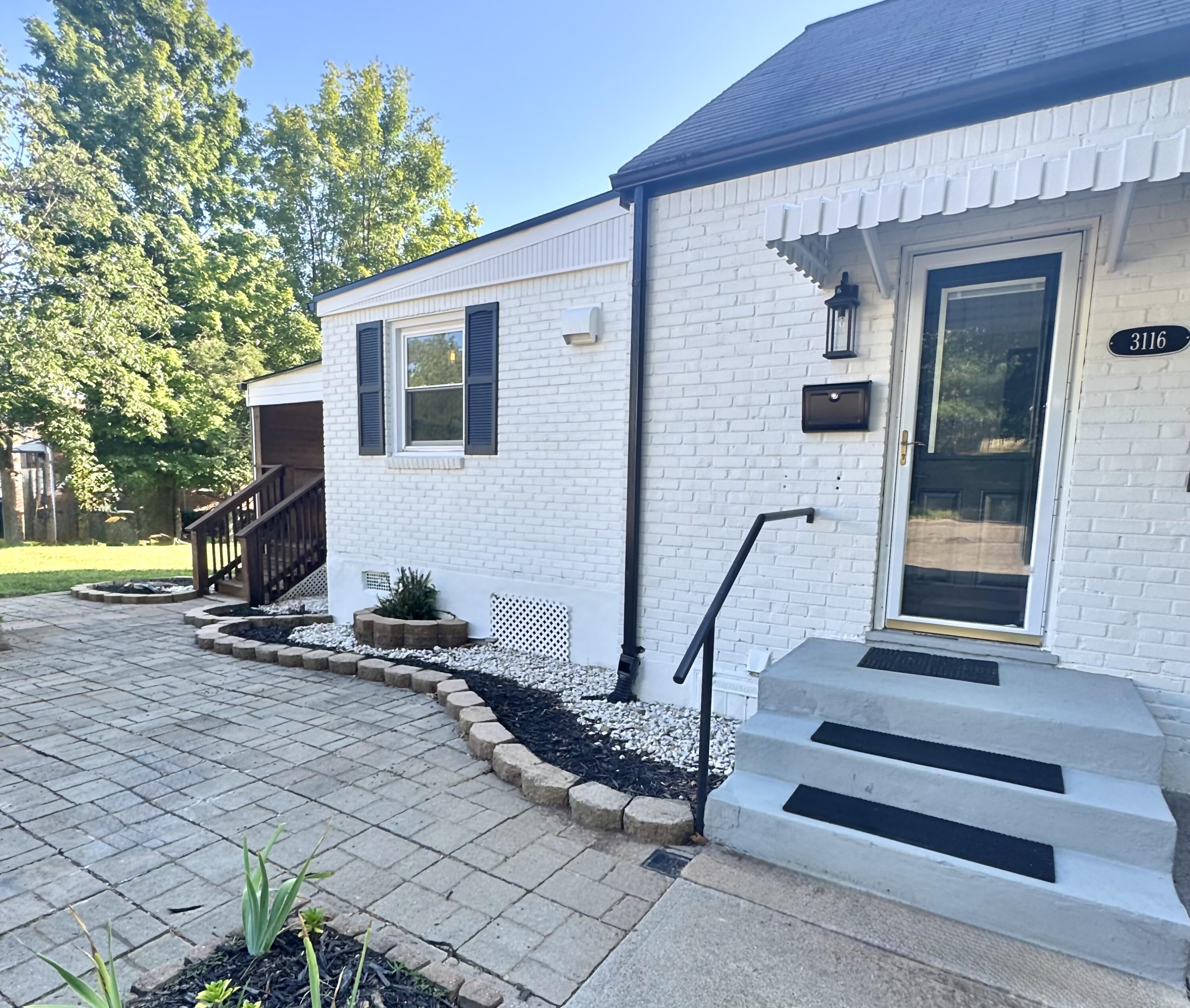 3116 Spring Road Southwest Roanoke, VA 24015 - Photo 21 of 36 IMG_2542
