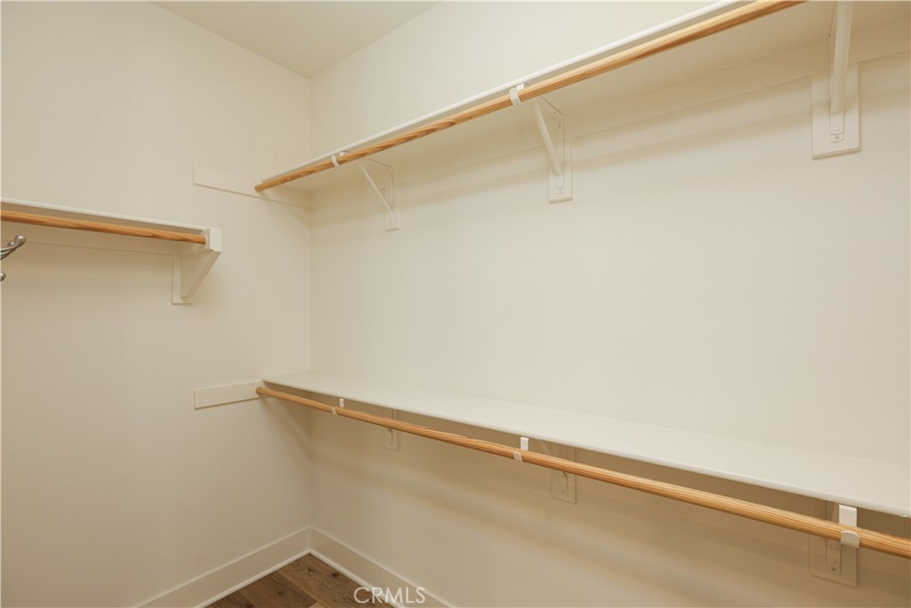 245 Follyhatch Irvine, CA 92618 - Photo 29 of 44 a close up of a wall