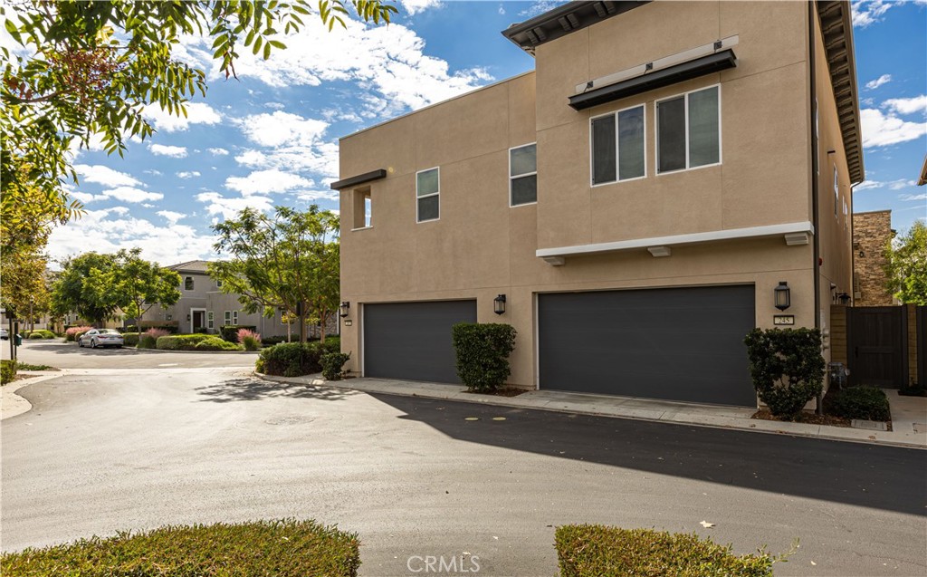 245 Follyhatch Irvine, CA 92618 - Photo 39 of 44 a view of a house with a street