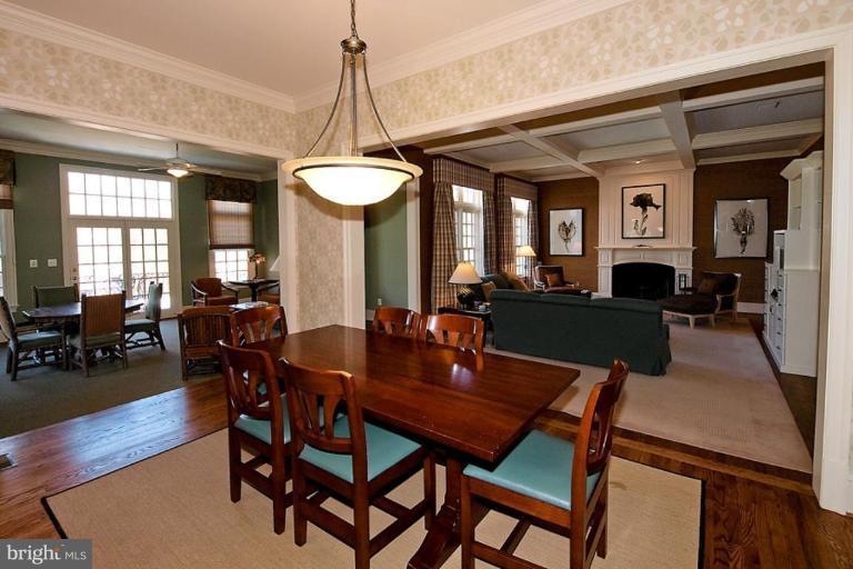 1221 Towlston Road McLean, VA 22102 - Photo 12 of 30 Breakfast Area