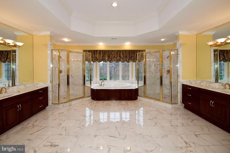 1221 Towlston Road McLean, VA 22102 - Photo 29 of 30 Master Bath