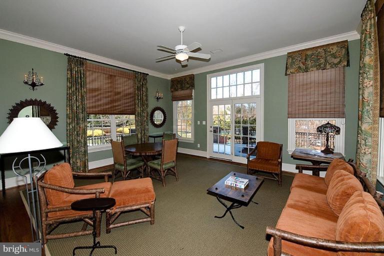 1221 Towlston Road McLean, VA 22102 - Photo 9 of 30 Sunroom