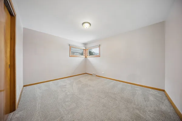 $540,000 | 8229 Giddings Street, Norridge, IL 60706