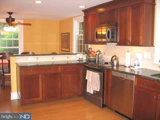 554 Rutgers Avenue Swarthmore, PA 19081 - Photo 4 of 6