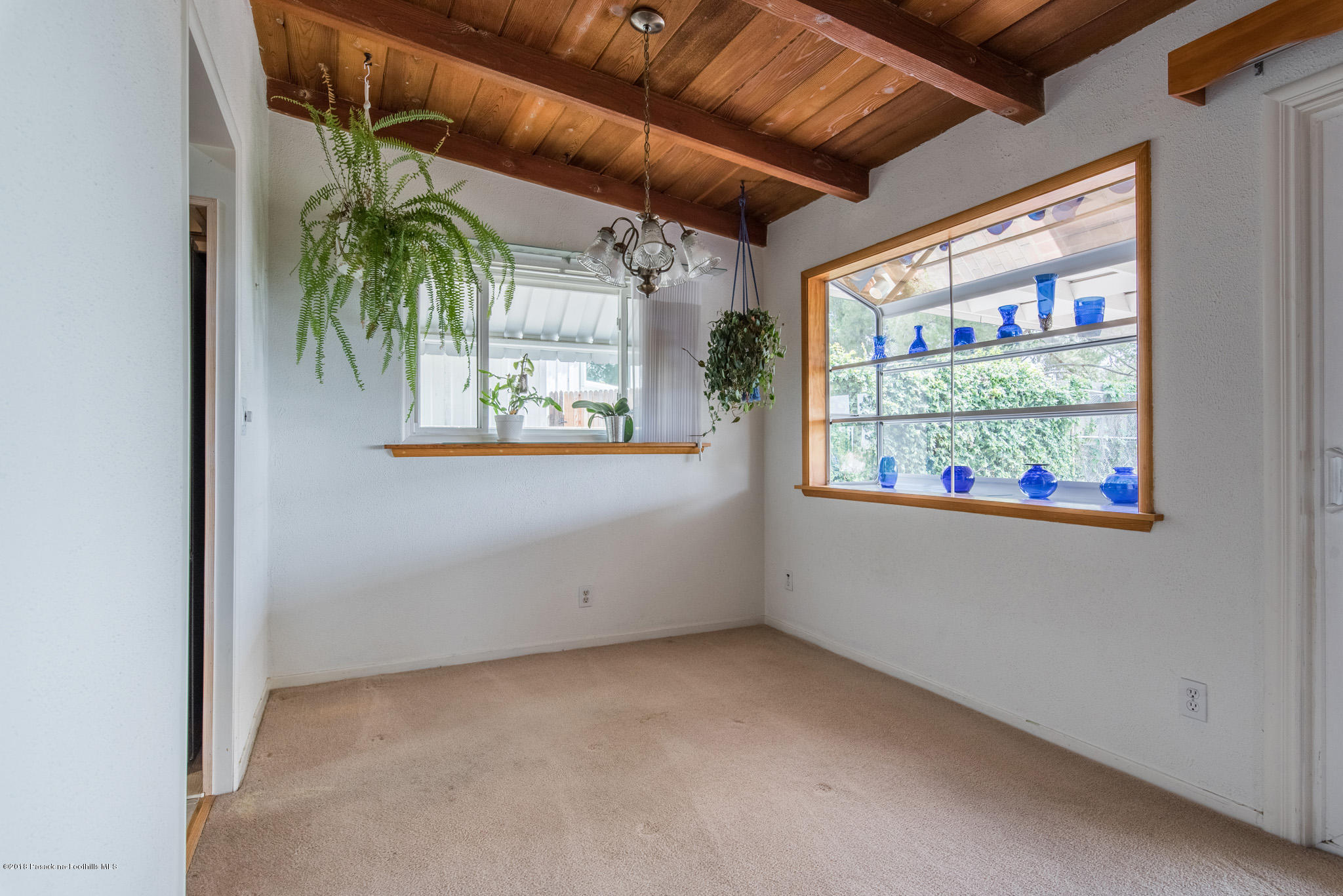 7135 Samoa Place Tujunga, CA 91042 - Photo 12 of 33 snaplistla_12