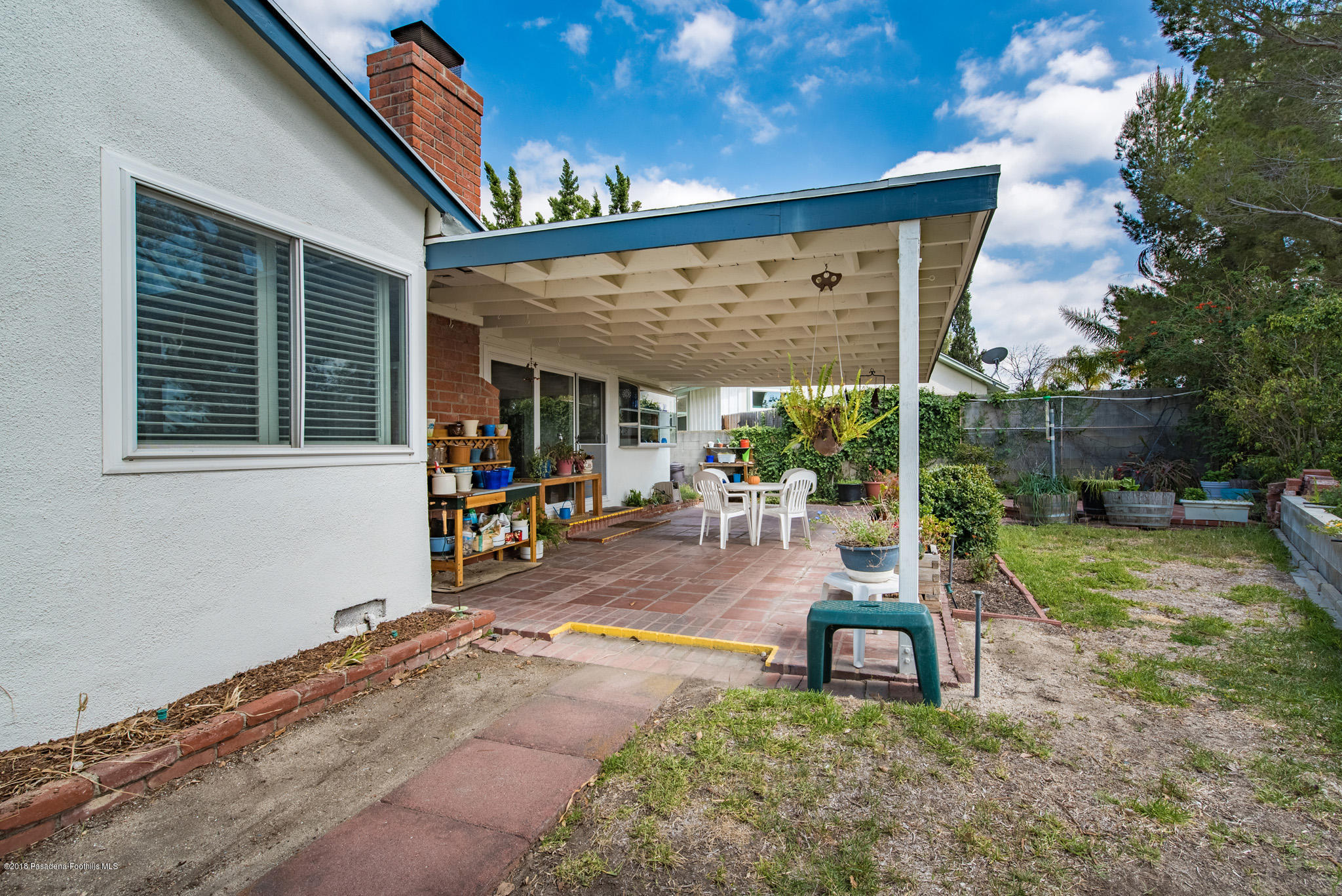 7135 Samoa Place Tujunga, CA 91042 - Photo 29 of 33 snaplistla_31