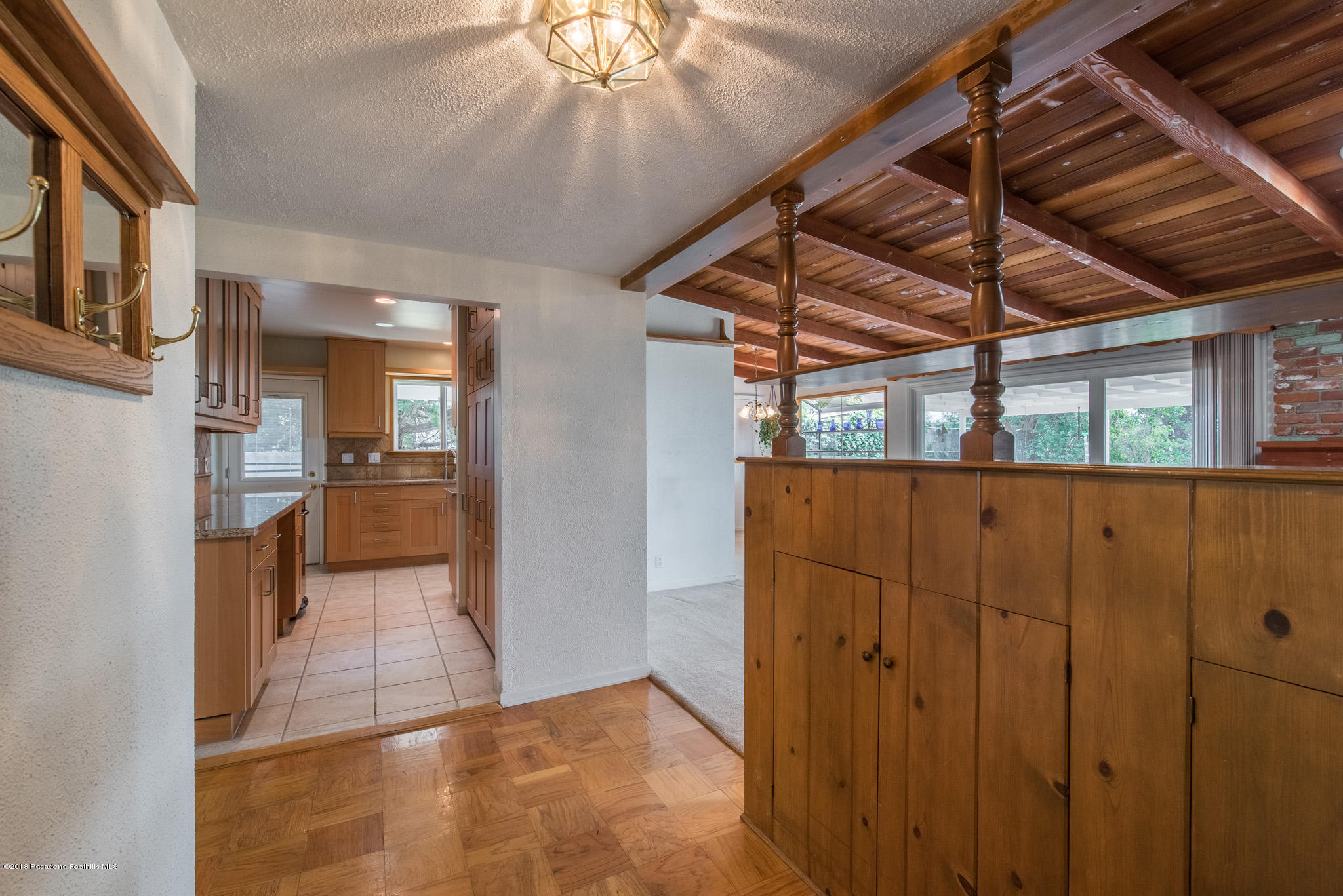 7135 Samoa Place Tujunga, CA 91042 - Photo 6 of 33 snaplistla_06