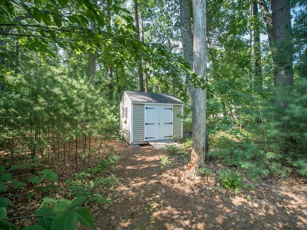 48 B Parkerville Road Chelmsford, MA 01824 - Photo 8 of 9 Gallery Image 8
