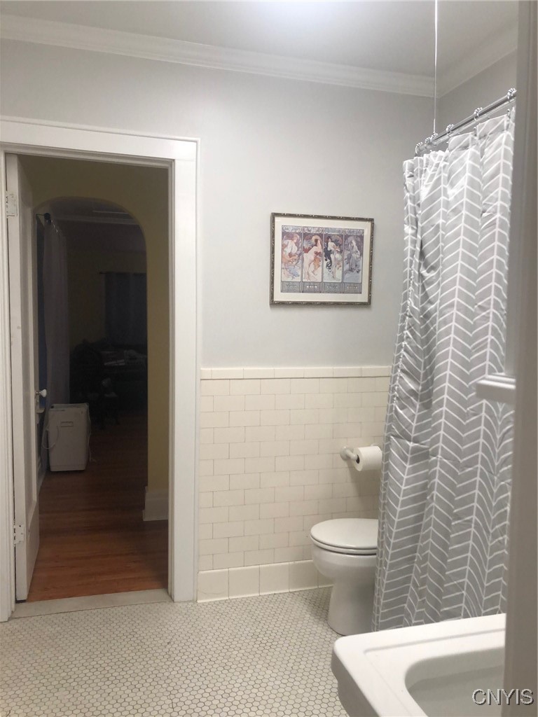 13 Brattle Road Syracuse, NY 13203 - Photo 25 of 48 Master Bath