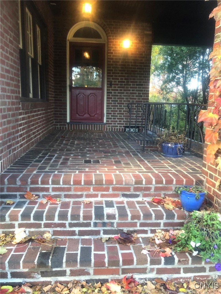 13 Brattle Road Syracuse, NY 13203 - Photo 5 of 48 Easy Front Stair Entrance to Welcome Guests- Fall