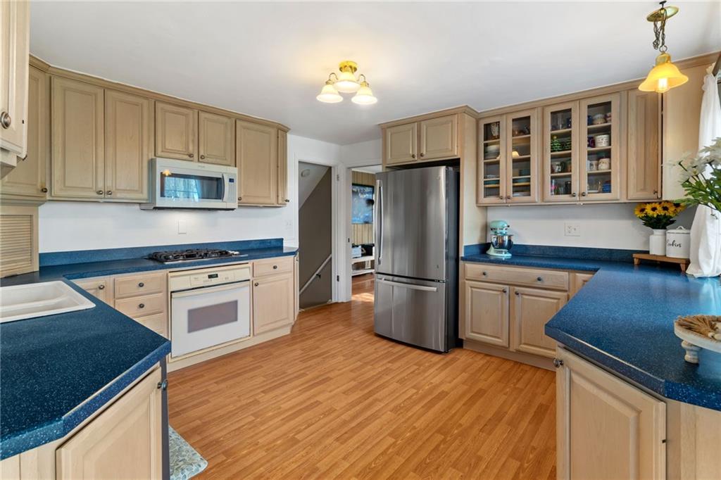 101 Hamtom Road Eighty Four, PA 15330 - Photo 13 of 50