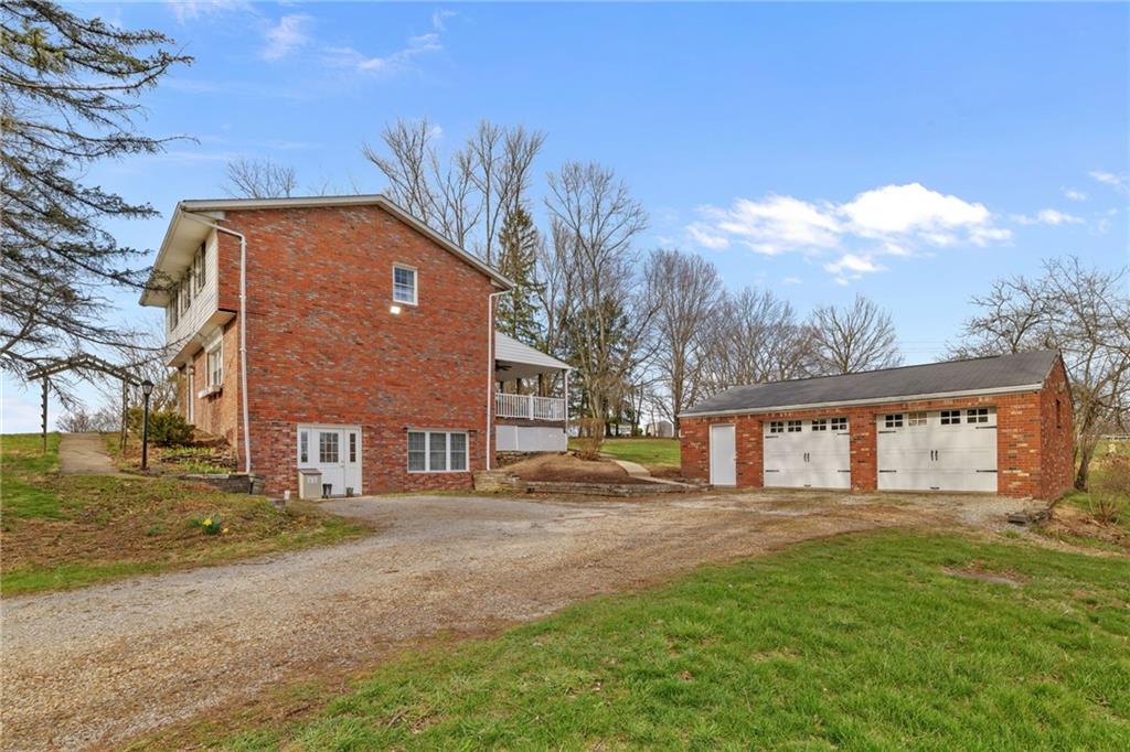 101 Hamtom Road Eighty Four, PA 15330 - Photo 5 of 50