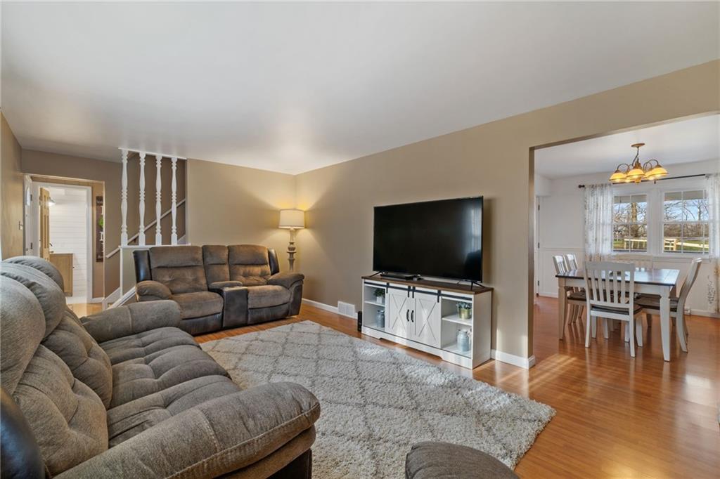 101 Hamtom Road Eighty Four, PA 15330 - Photo 7 of 50