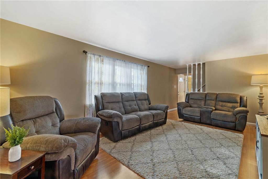 101 Hamtom Road Eighty Four, PA 15330 - Photo 9 of 50