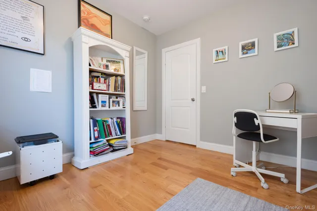 $899,900 | 360 West 262nd Street | North Riverdale