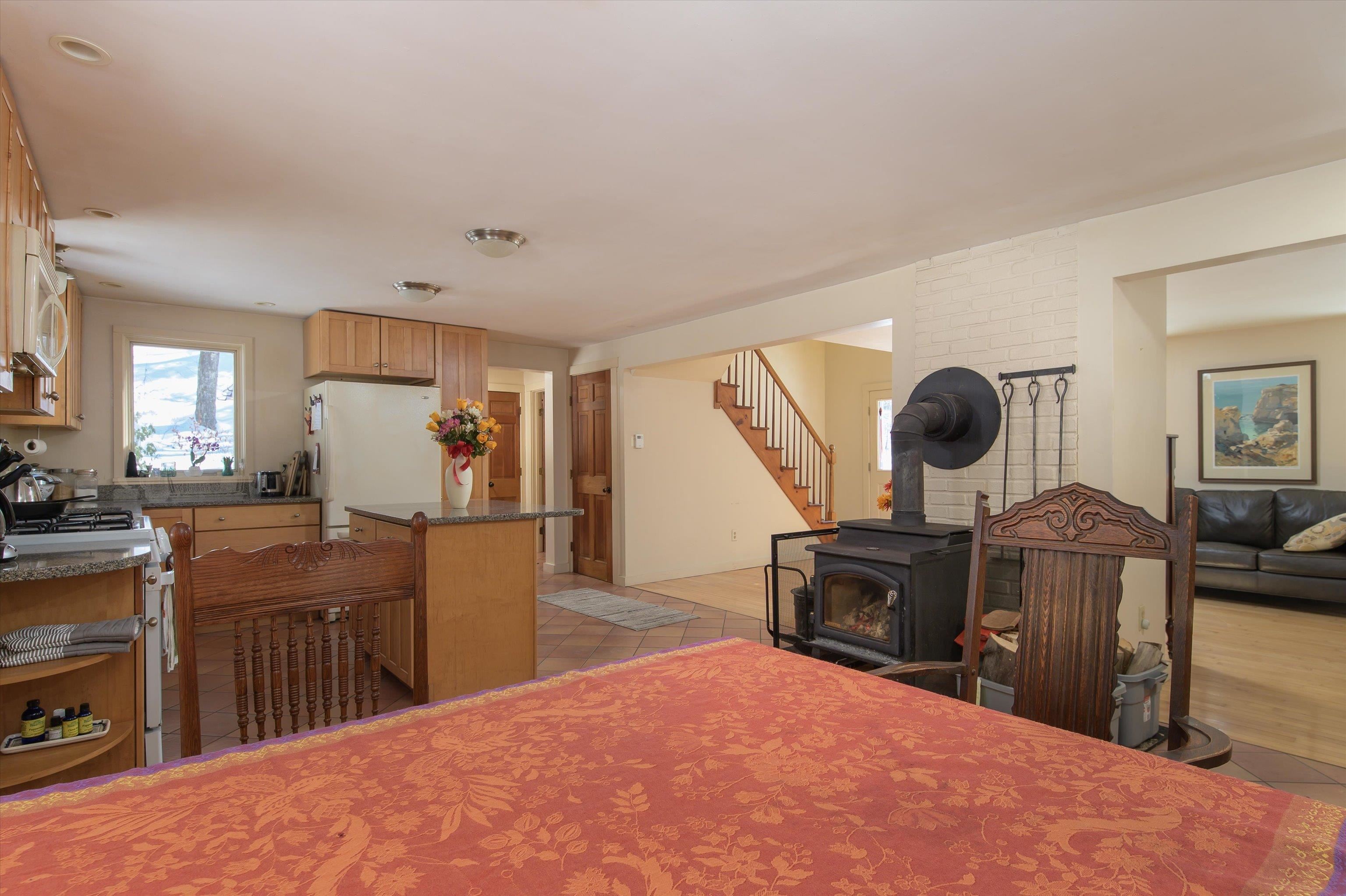 56 Lee Road Brattleboro, VT 05301 - Photo 12 of 32