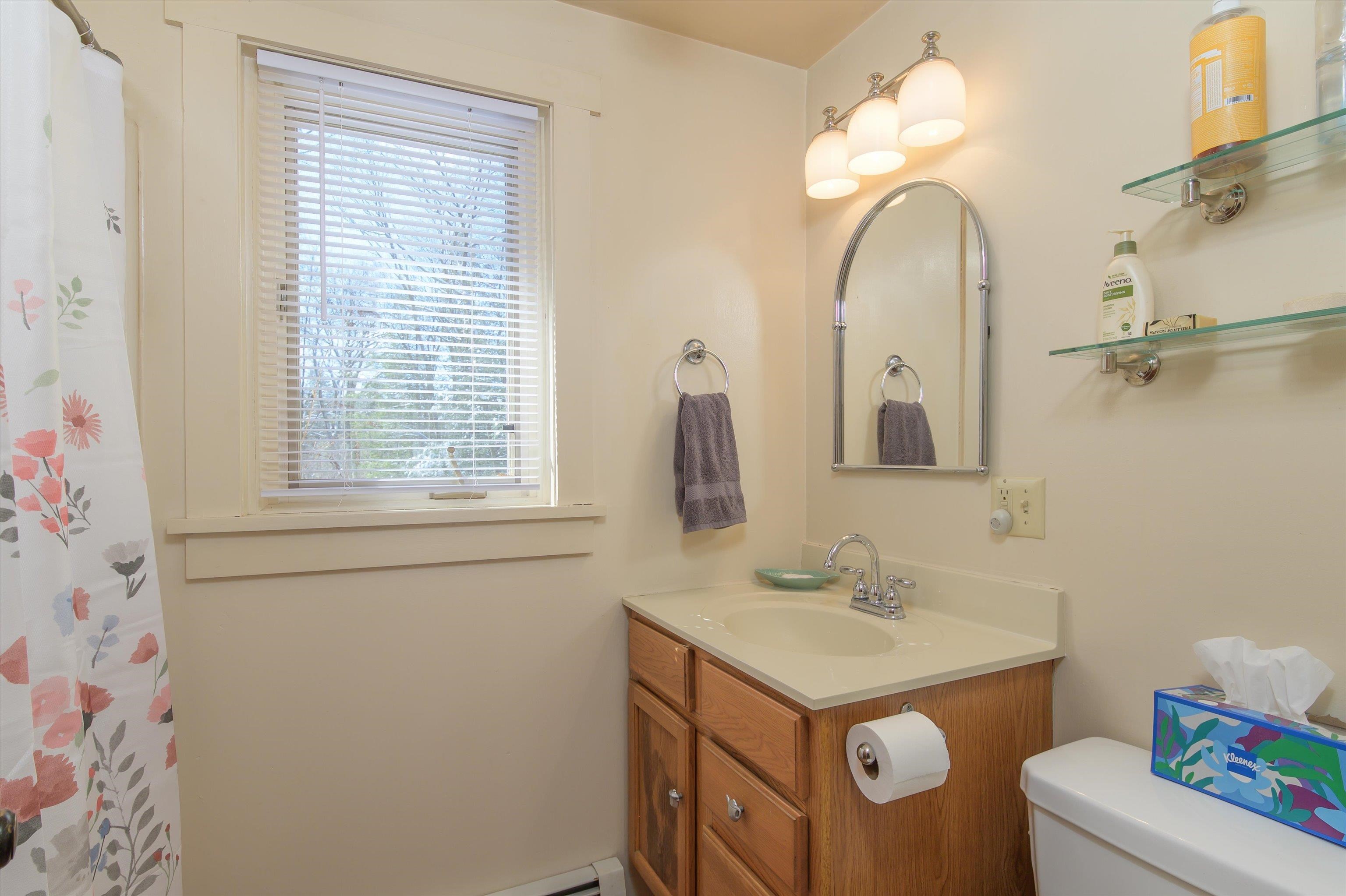 56 Lee Road Brattleboro, VT 05301 - Photo 17 of 32